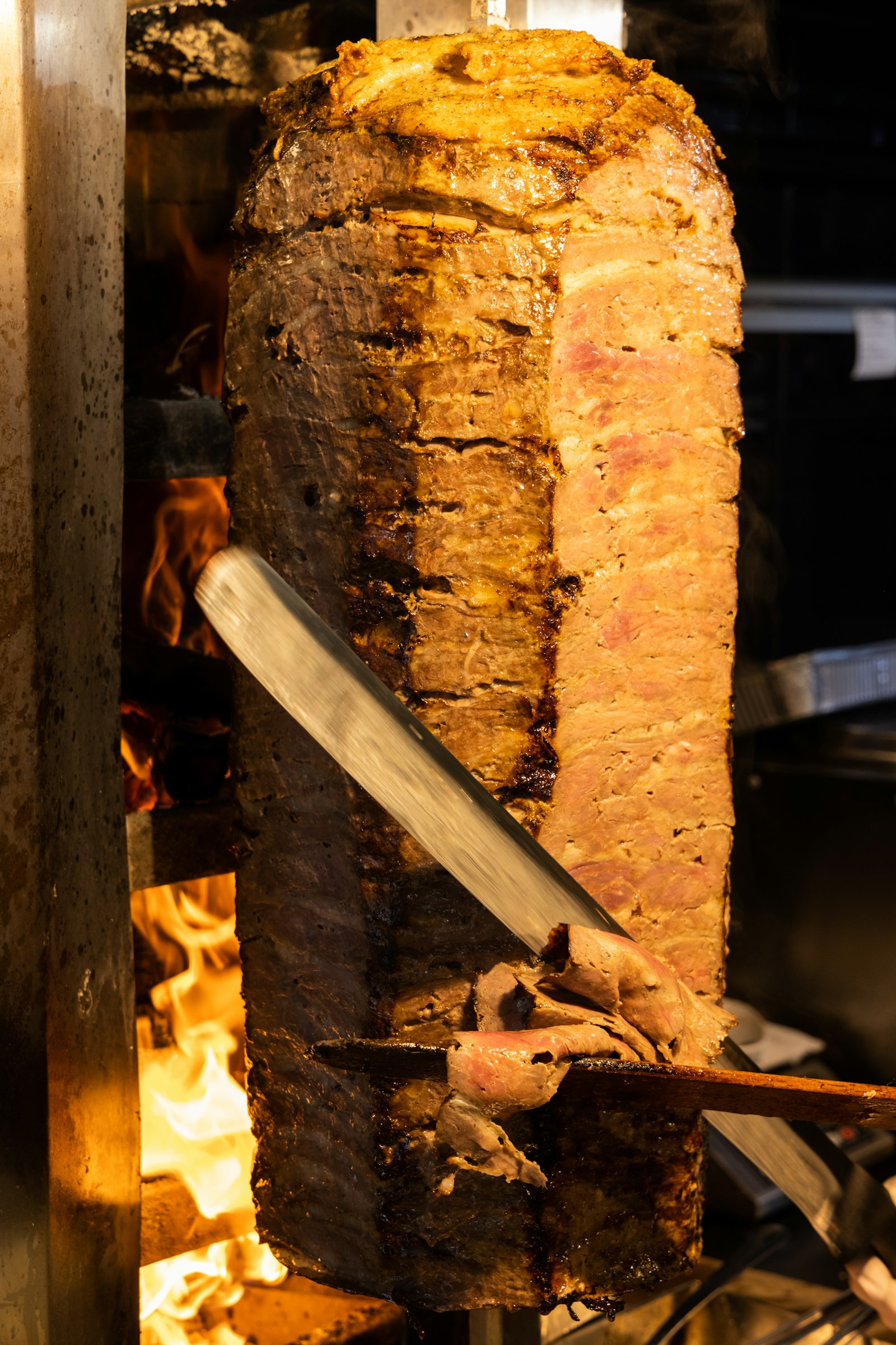 Döner şişi